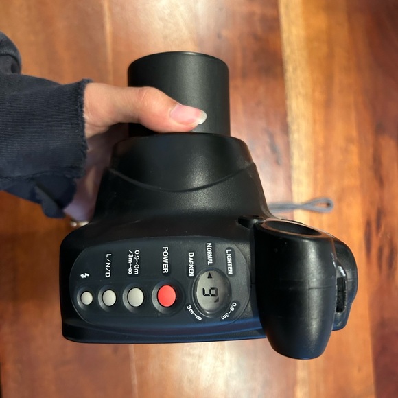 Fujifilm Instax 210 Film Camera - Picture 3 of 4